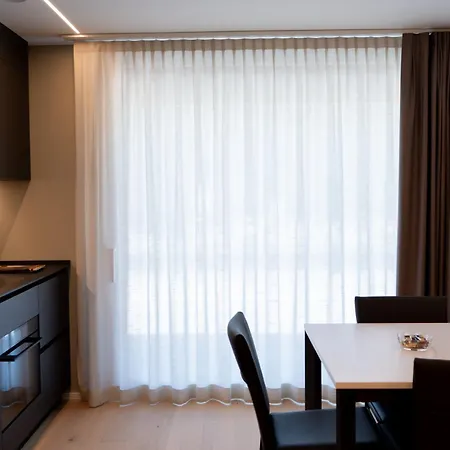 Arbed Living - Supercharger-fitness Hotel