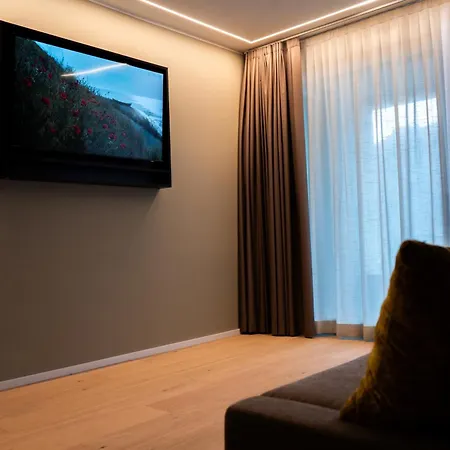 Arbed Living - Supercharger-fitness Hotel 3*