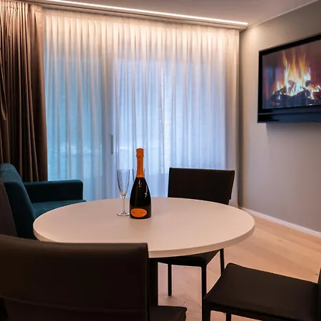 Hotel Arbed Living - Supercharger-fitness