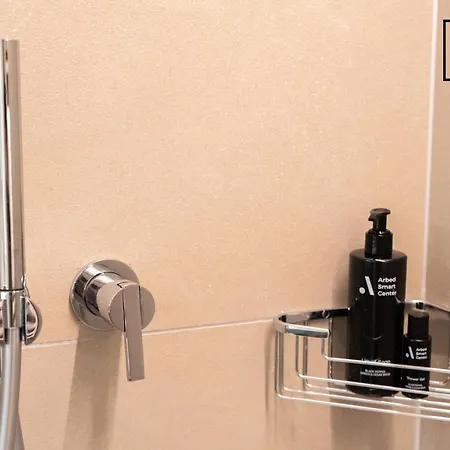 Hotel Arbed Living Self Check In - Supercharger - Fitness - Arbedo Castione 3*