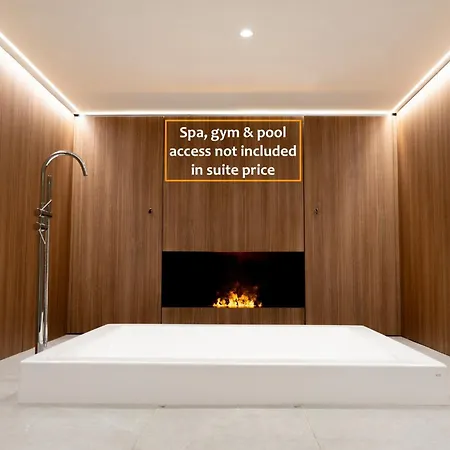 Arbed Living Self Check In - Supercharger - Fitness - Arbedo Castione Hotel