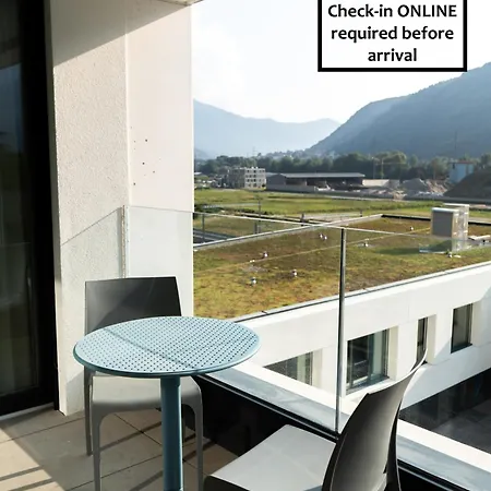 Arbed Living Self Check In - Supercharger - Fitness - Arbedo Castione Hotel Bellinzona